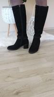 Damen in Nr: 38 größe eine Velour Stiefel zu Verkaufen Bayern - Germering Vorschau