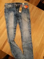 NEU Jeans Tally Weijl Gr. L Frankfurt am Main - Heddernheim Vorschau