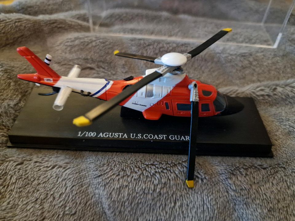 ♥️ Agusta Westland Hubschrauber Modell US Coast Guard in Taufkirchen München