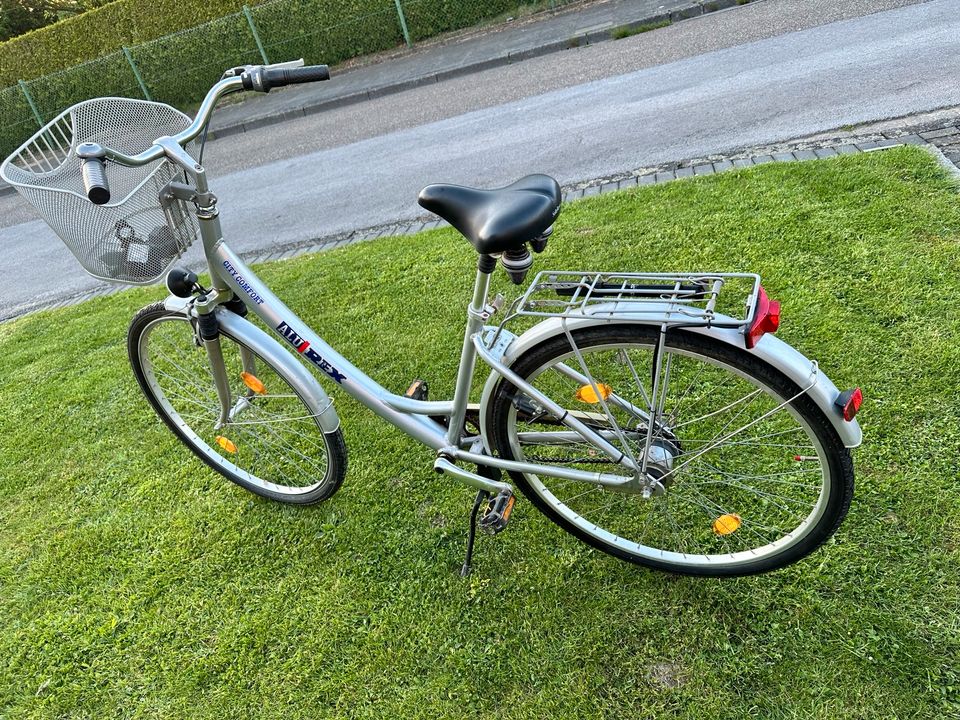 Verkaufe Alu City Damenrad 28 Zoll! in Dortmund