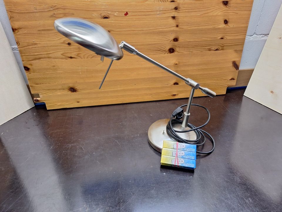 Schreibtischlampe in silber in Hannover