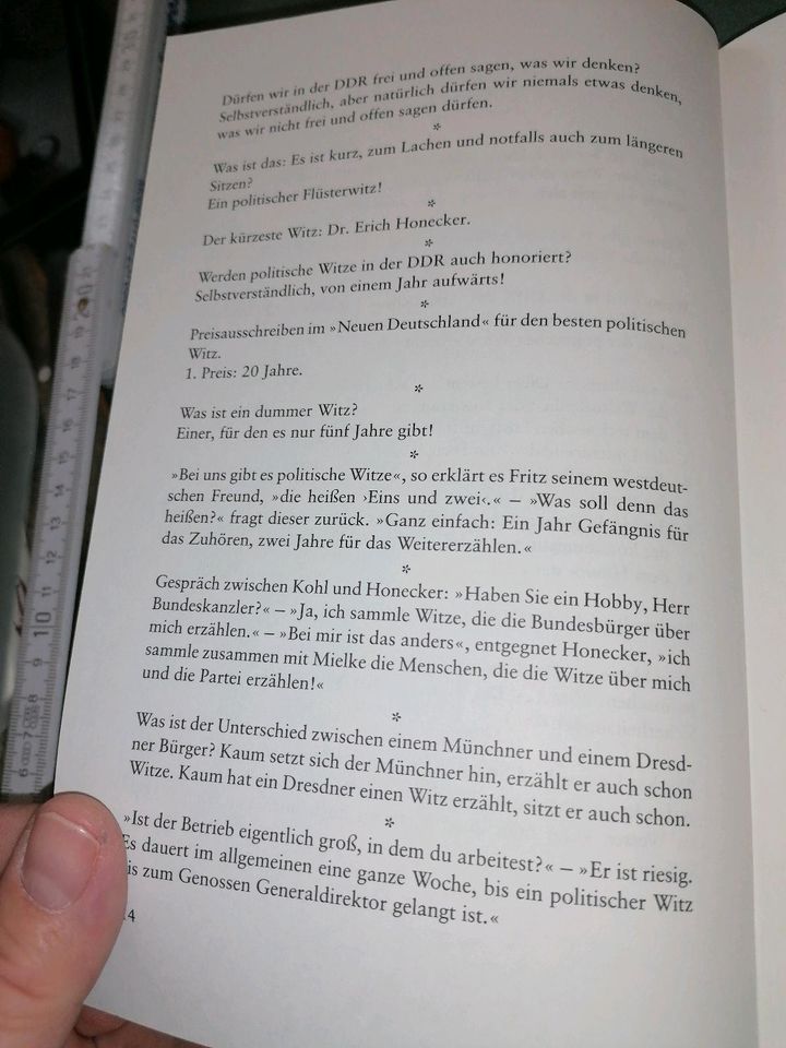 Witze bis zur Wende 40 Jahre politischer Witz DDR in Berlin