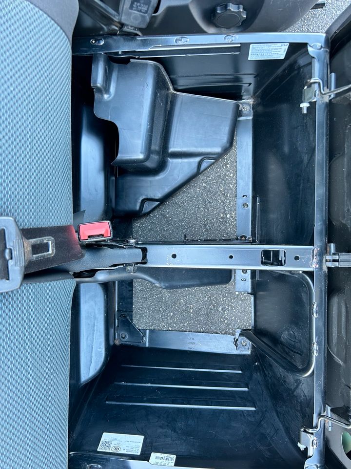 Fahrersitz Doppelsitzbank VW T5 T6 Armlehnen Sitzheizung Simora in Hohn