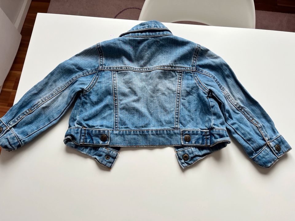 Kurze Jeansjacke 104 in Marbach am Neckar