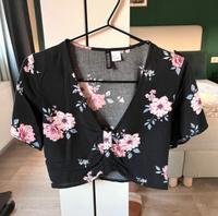 Cropped Top schwarz mit Print von H&M Hessen - Bad Emstal Vorschau