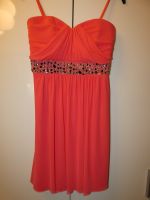 Esprit Cocktailkleid flamingo pink XS 34 Kleid Strass Abendkleid Nordrhein-Westfalen - Mülheim (Ruhr) Vorschau