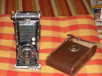 alter Fotoapparat mit Ledertasche Balda Jubiletta 1-:4,5 10,5cm Hessen - Büdingen Vorschau
