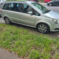 opel ZiFIRA  1.9   3 hand ✋️ Hessen - Gießen Vorschau