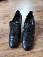 Edc pumps schwarz Absatzschuhe Leder 41 Nordrhein-Westfalen - Velbert Vorschau