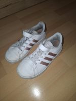 Adidas sneaker Mädchen 31 Kr. München - Unterschleißheim Vorschau
