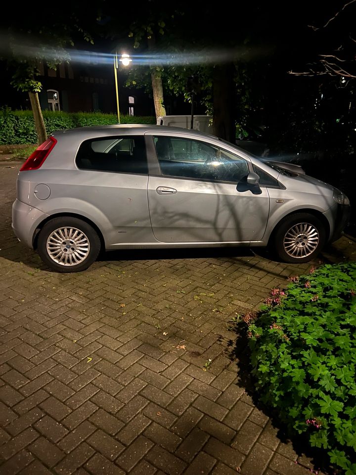 Fiat Grande Punto 1,4 8V in Duisburg