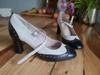 Pumps Budapester Gr. 37 von Next Leder neu Hessen - Espenau Vorschau