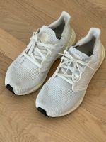 Adidas Sneaker Primeblue weiß Gr. US 8,5 ca. 40,5 Kr. München - Feldkirchen Vorschau