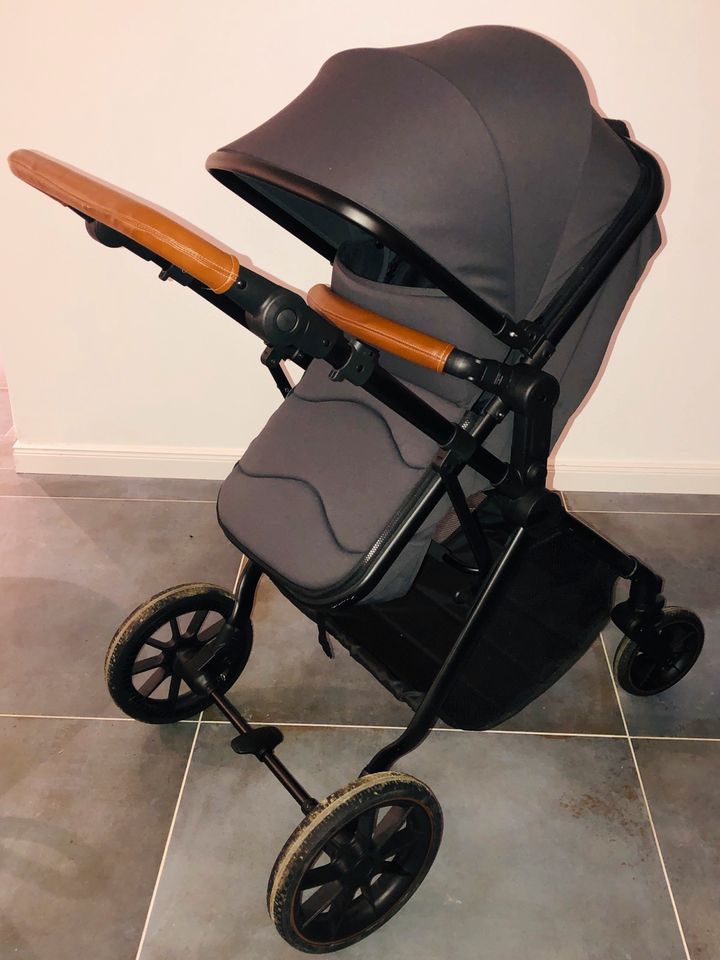 Kinderwagen 2 in 1 in Ratingen