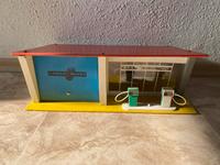 Holzgarage Tankstelle 60er Jahre DDR guter Zustand Bayern - Bernhardswald Vorschau