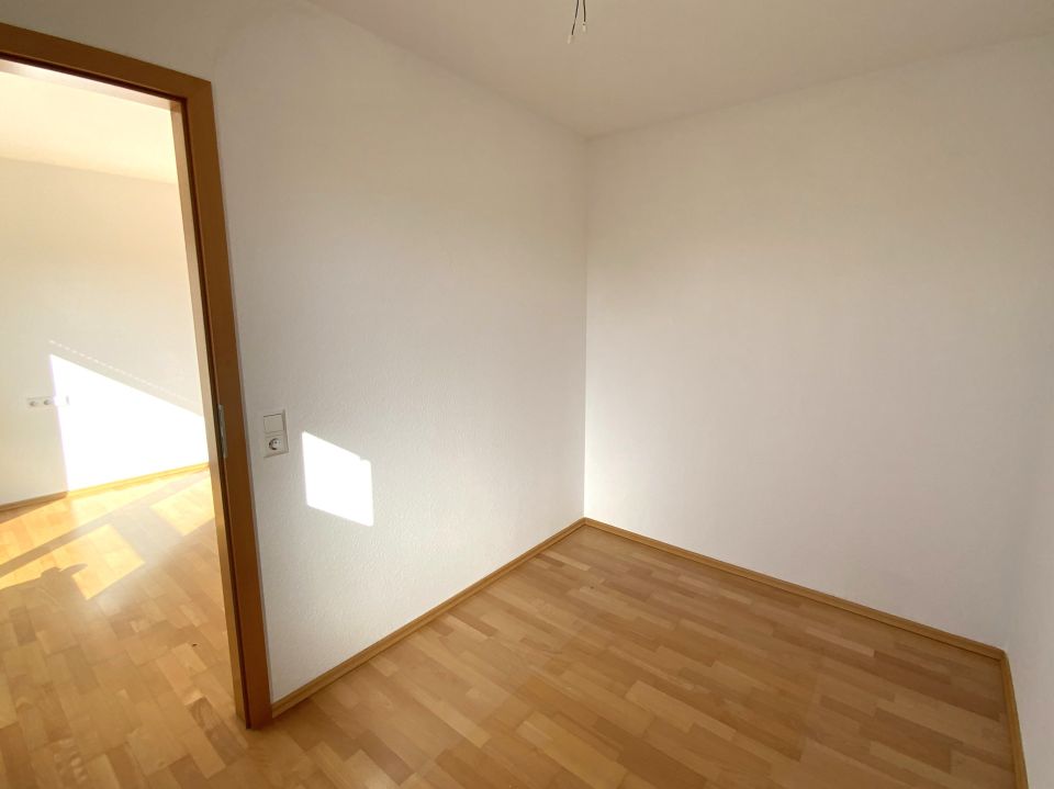 4-Zimmer Penthouse-Wohnung mit 65 m² Dachterrasse in Möglingen 