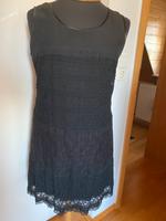 Neuwertiges schwarzes gefüttertes STREET ONE Spitzenkleid Gr. 42 Hessen - Büdingen Vorschau