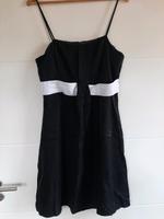 Partykleid Swing kurzes schwarzes in 40 Top Zustand Niedersachsen - Wiefelstede Vorschau