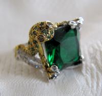neuwertiger Ring mit Frosch und grünem Stein 925 Silber * Gr. 57 Baden-Württemberg - Pfullingen Vorschau