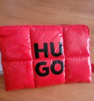 Hugo Boss  Kosmetiktasche  rot neu original verpackt Niedersachsen - Osnabrück Vorschau