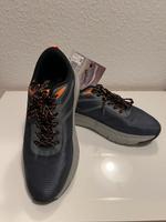 Crane Fitnessschuhe Laufschuhe NEU Essen - Essen-Stadtmitte Vorschau