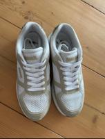 Bench Sneaker *neuwertig* Nordrhein-Westfalen - Remscheid Vorschau
