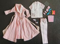 Original Vintage Barbie Bekleidungs Set #1642 Slumber Party 1965 Frankfurt am Main - Ginnheim Vorschau