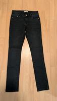 schwarze Jeans Skinny Leg von Clickhouse in der Größe 34 Ludwigslust - Landkreis - Pampow Vorschau