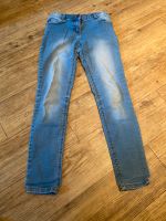 Jeans Mädchen 146 Hessen - Malsfeld Vorschau