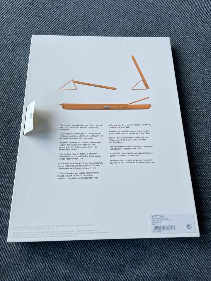 APPLE iPad Air Wi-Fi 16GB Space Grey mit Apple Smart Case Leder in Hamburg