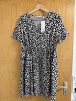 NEU Süßes Sommerkleid Tom Tailor schwarz-beige Muster Gr. 36 OVP Baden-Württemberg - Vaihingen an der Enz Vorschau