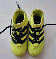 Fussball Schuhe adidas Gr.30 gelb ,Sportschuhe, Hallenschuhe Stuttgart - Zuffenhausen Vorschau
