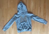 H&M Kapuzen-Pullover Pulli Hoodie Buchstabe M Glitzer Gr. 134/140 Baden-Württemberg - Leutkirch im Allgäu Vorschau