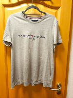Tommy Hilfiger T-Shirt grau Niedersachsen - Langenhagen Vorschau