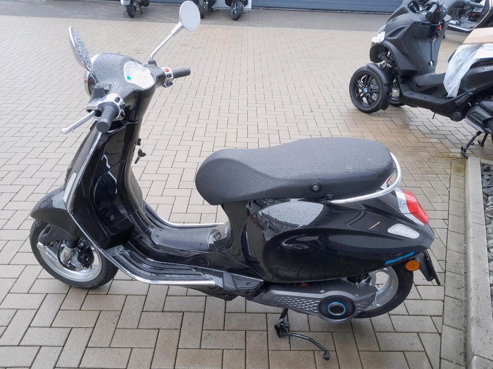 Vespa Primavera Elletrica 45km/h %NEU% -sofort ab Lager verfügbar in Steffenberg