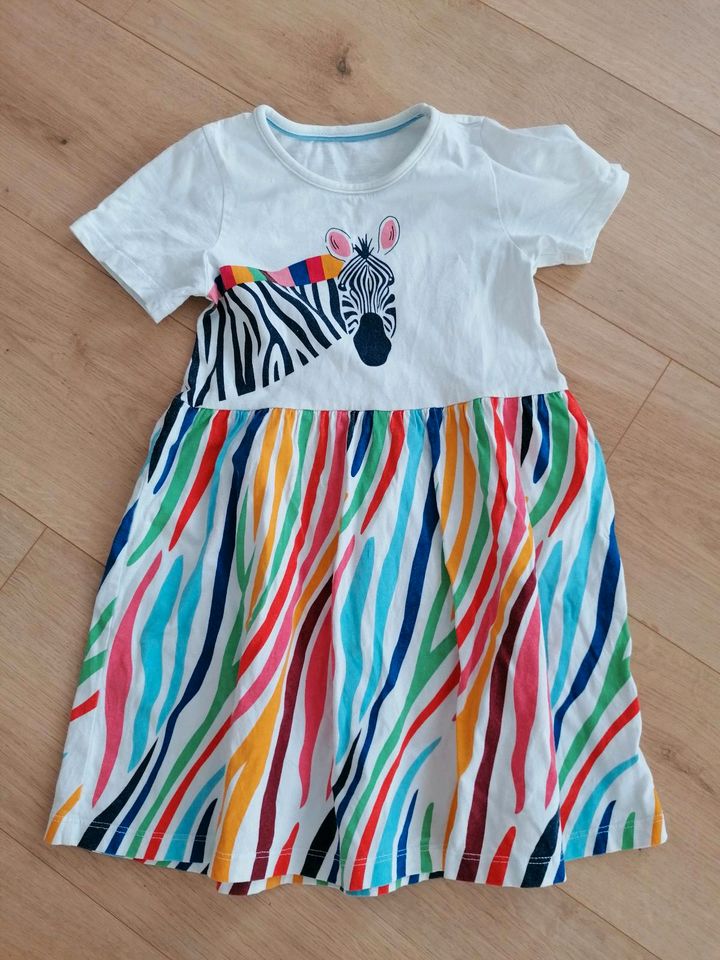Kleid mit zebra print in Grasberg
