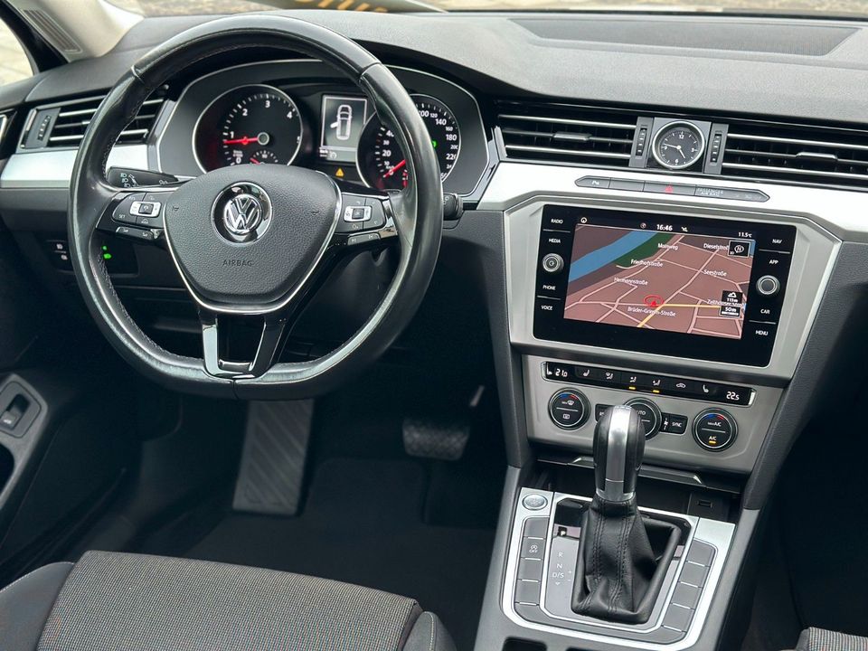 Volkswagen VW Passat Var. Comfortl 1,6 TDI DSG LED Navi ACC in Mainhausen
