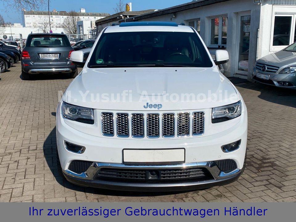 Jeep GRAND CHEROKEE 3.0 CRD SUMMIT 22-ZOLL-LM in Hamburg