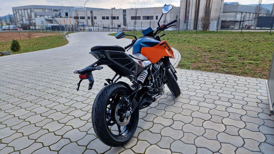 KTM 125 DUKE MY24 ORANGE LAGER A1 in Bleicherode