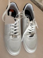 Tommy Hilfiger Weiße Sneaker Neu gr. 41,5 Nordrhein-Westfalen - Krefeld Vorschau