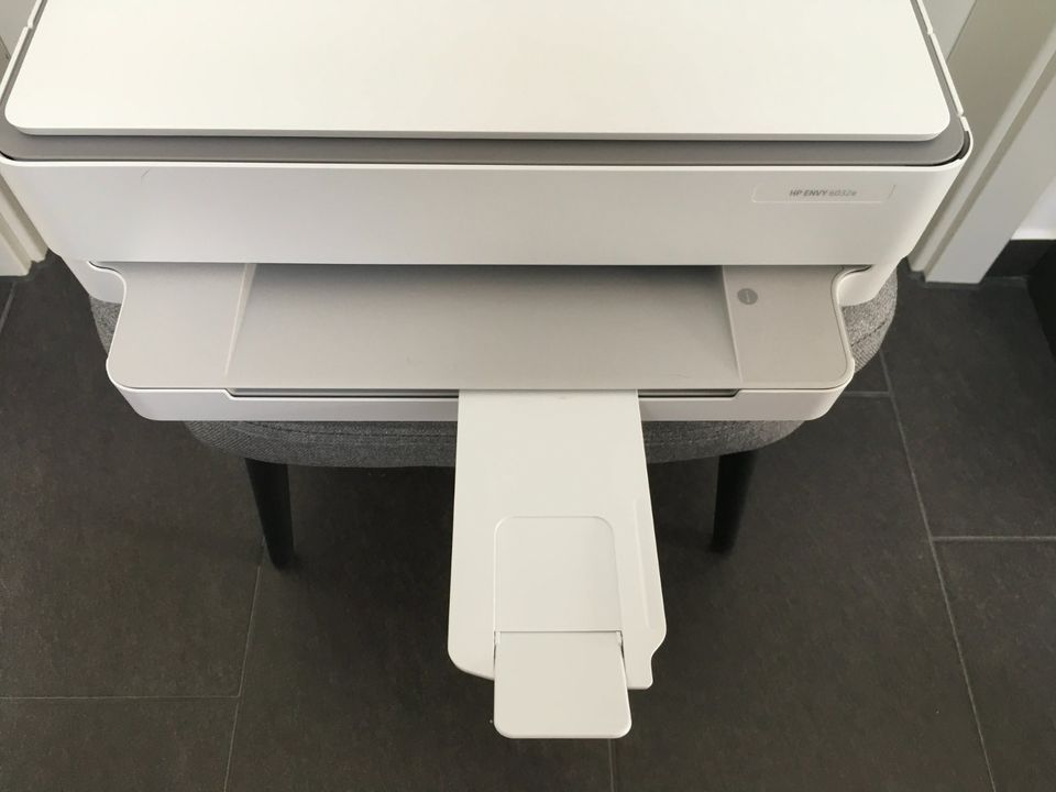 HP ENVY 6032E ALL-IN-ONE Drucker mit Extras in Hückelhoven