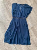 Kleid schick festlich About You 36/S Brautjungfer Abiball Thüringen - Erfurt Vorschau