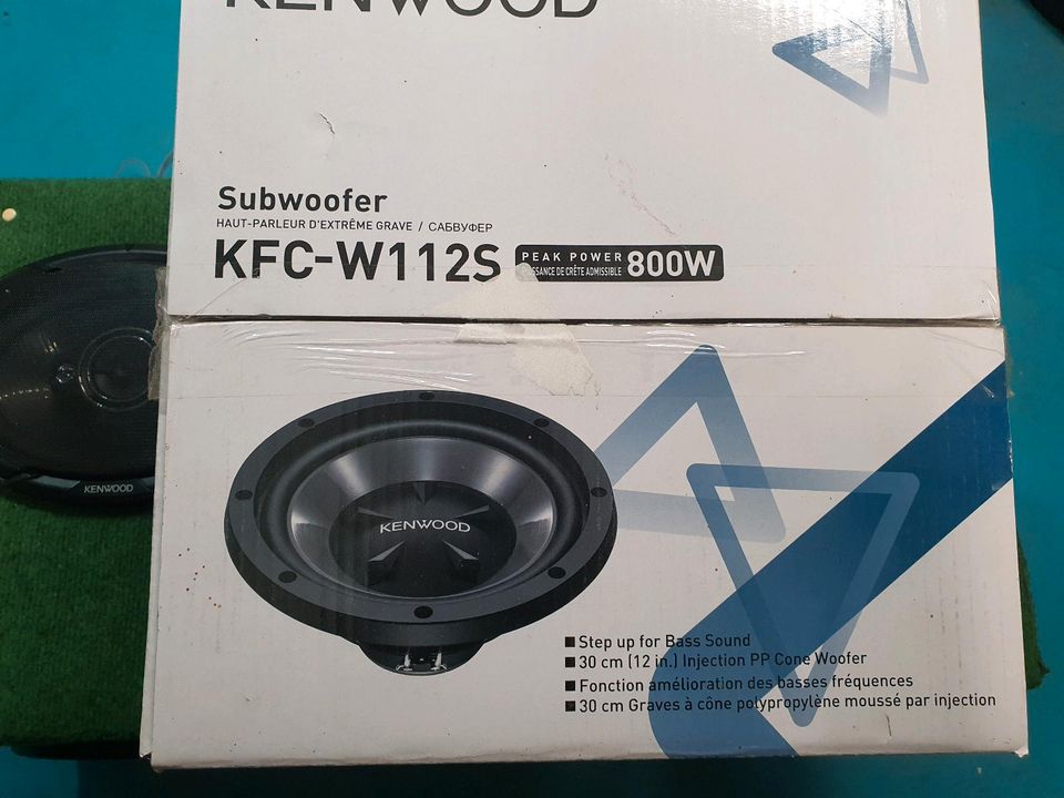 Kenwood Subwoofer + Kenwood Lautsprecher +Amplifier in Fürth