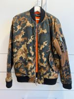 DSQUARED2 Bomberjacke Camouflage Gr. 50/M Baden-Württemberg - Kernen im Remstal Vorschau