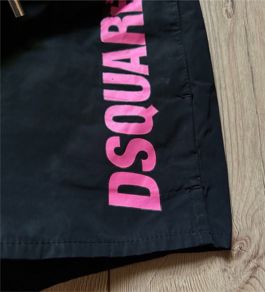 Dsquared Badehose Gr. 44 - TOP in Hamburg