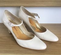 Brautschuhe / Pumps aus Leder „Nina Fiarucci“ In Größe 4 1/2 Nordrhein-Westfalen - Gütersloh Vorschau