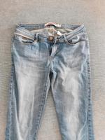Zara Jeanshose Größe 38 Hessen - Friedrichsdorf Vorschau