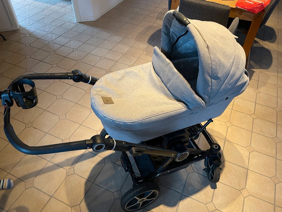 Kinderwagen inkl. Buggyaufsatz von Hartan - sehr gut erhalten in Jade