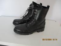 "Panama Jack" gefütterter Winterstiefel Gr. 39, schwarz, TOP Bayern - Freising Vorschau