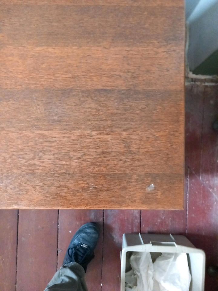 Echt Holz Tisch in Berlin